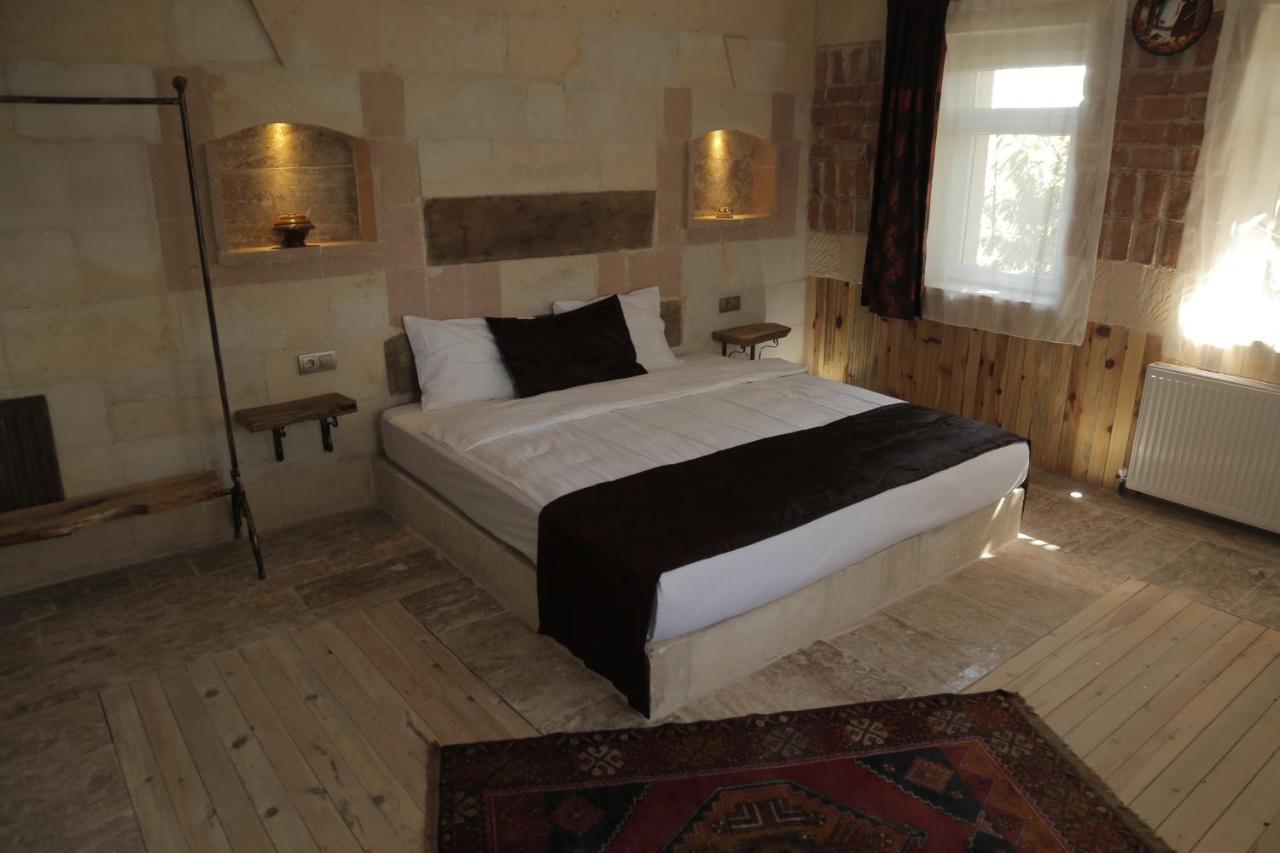 Hotel Philosophia Ючхисар Екстериор снимка