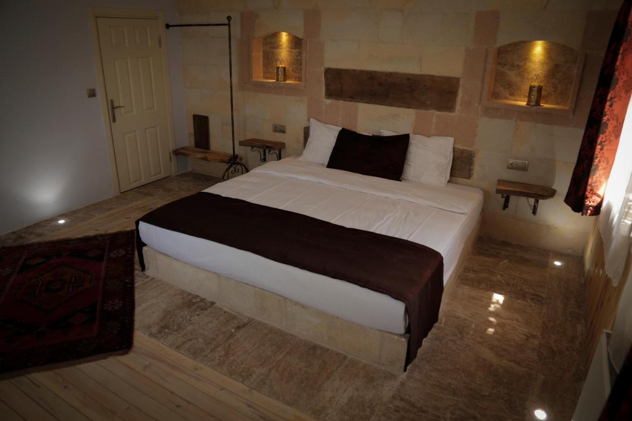 Hotel Philosophia Ючхисар Екстериор снимка