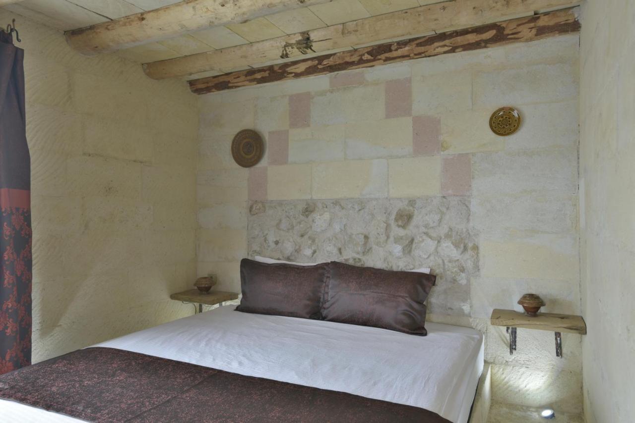 Hotel Philosophia Ючхисар Екстериор снимка